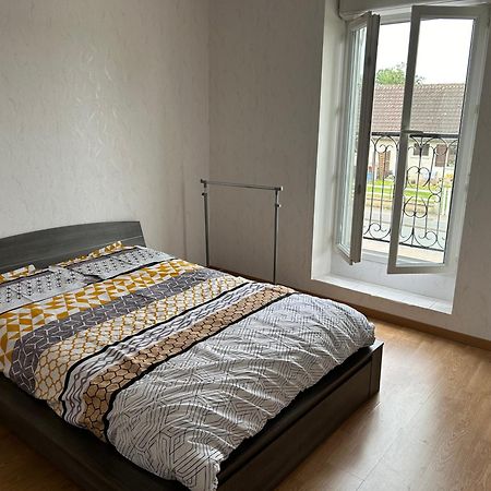 Dange-Saint-Romain Maison De Ville 2 Chambres מראה חיצוני תמונה